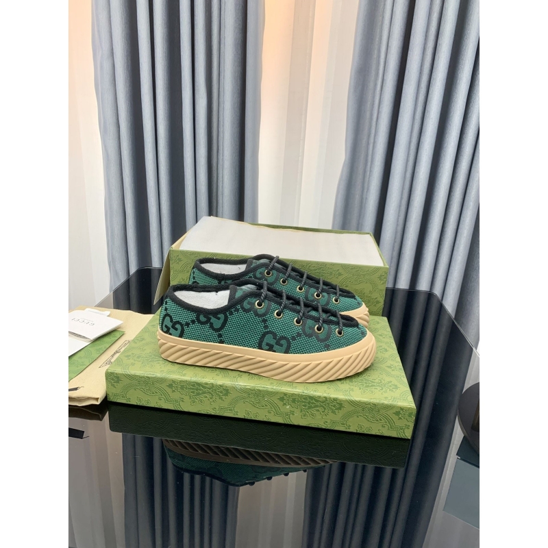 G*u*i casual shoes